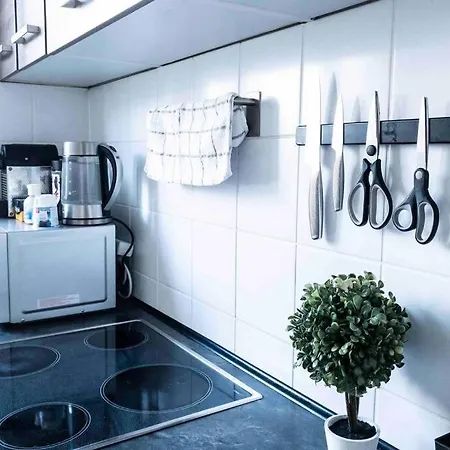 Luxury Cinema 2r Apt + Balcony / 65m² * Leipzig